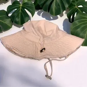 Jacquemus | Accessories | Jacquemus Cream Bucket Hat With  display picture 1